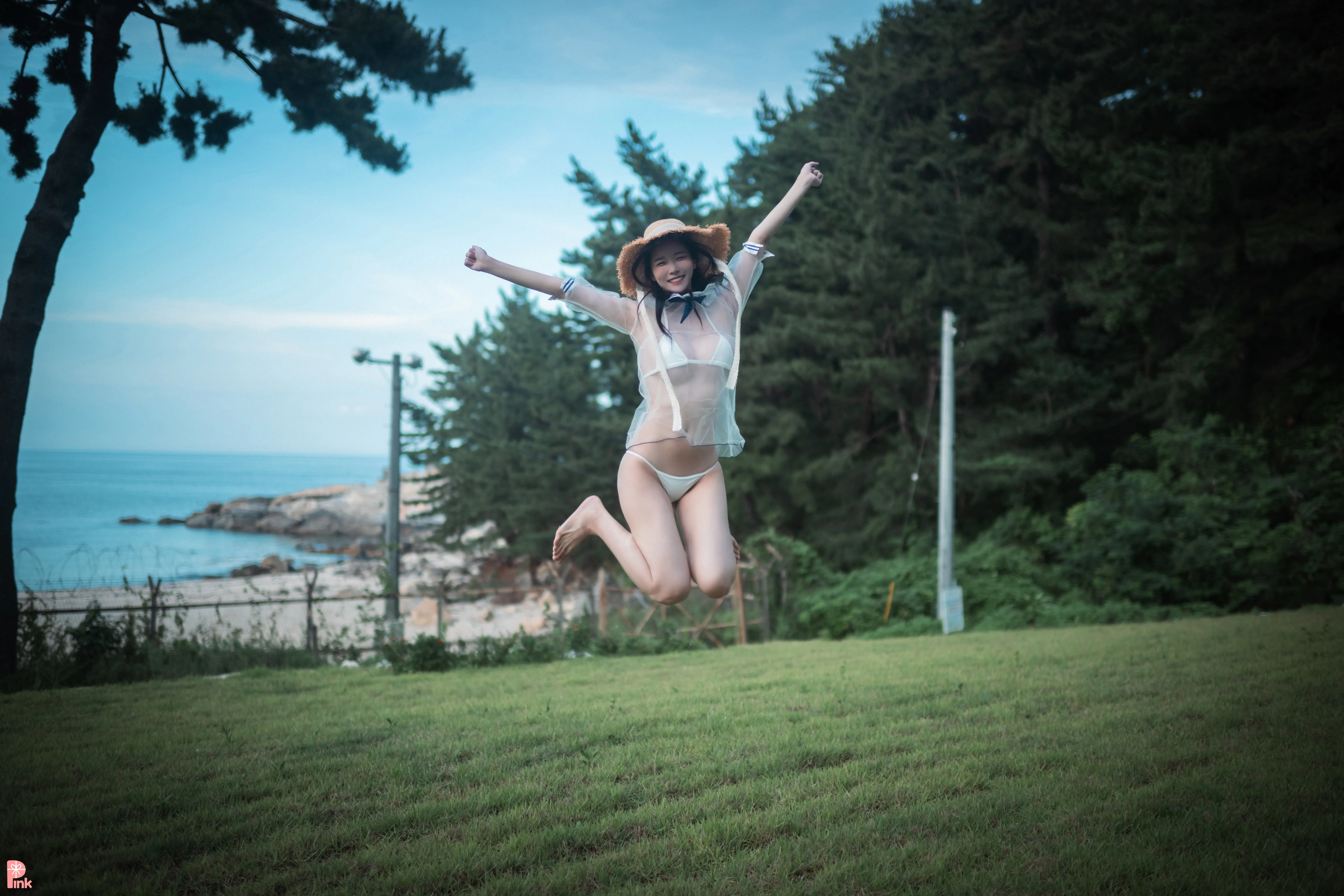 图片[2]-PINK RIBBON NO.029 Lee Ahrin Bikini Day [144P2V-2.57GB]-AQA.CC